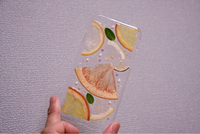 押しフルーツのスマホケース