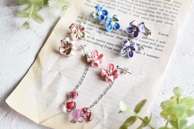 つまみ細工のピアス・アクセサリー