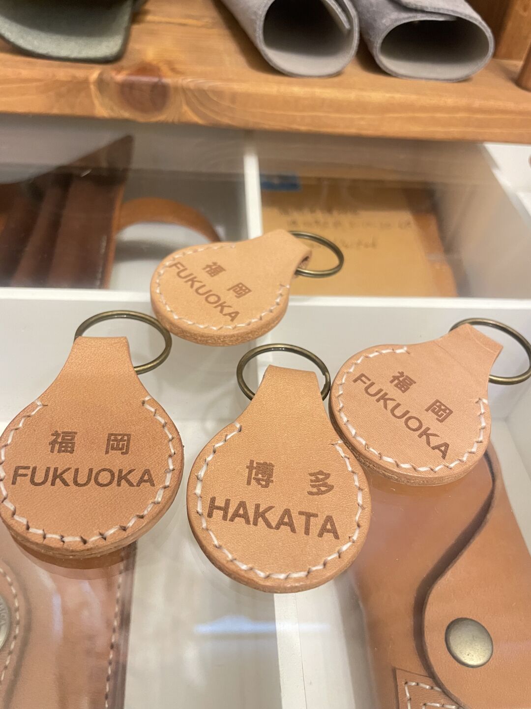 (革)フォーエンロユナイテッドヴォニータの写真1枚目