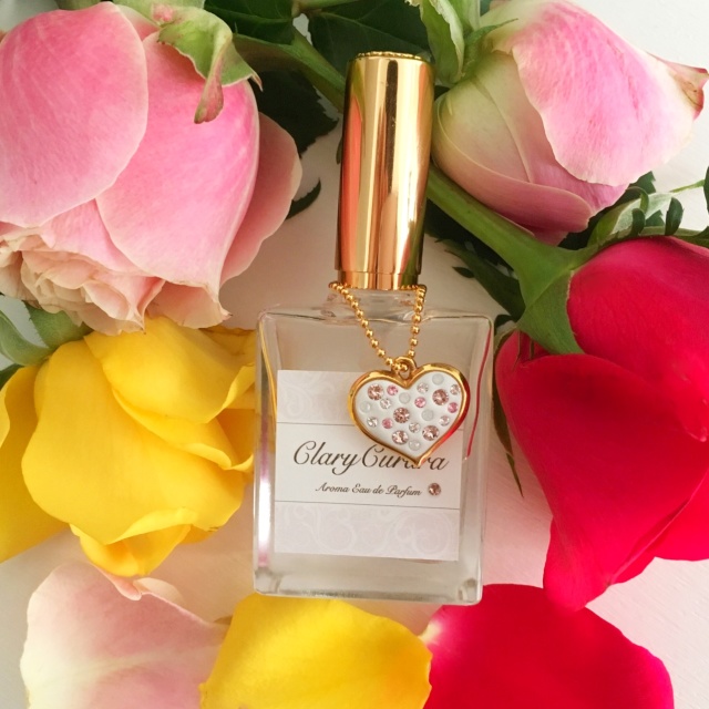 バラのアロマ香水づくりの写真