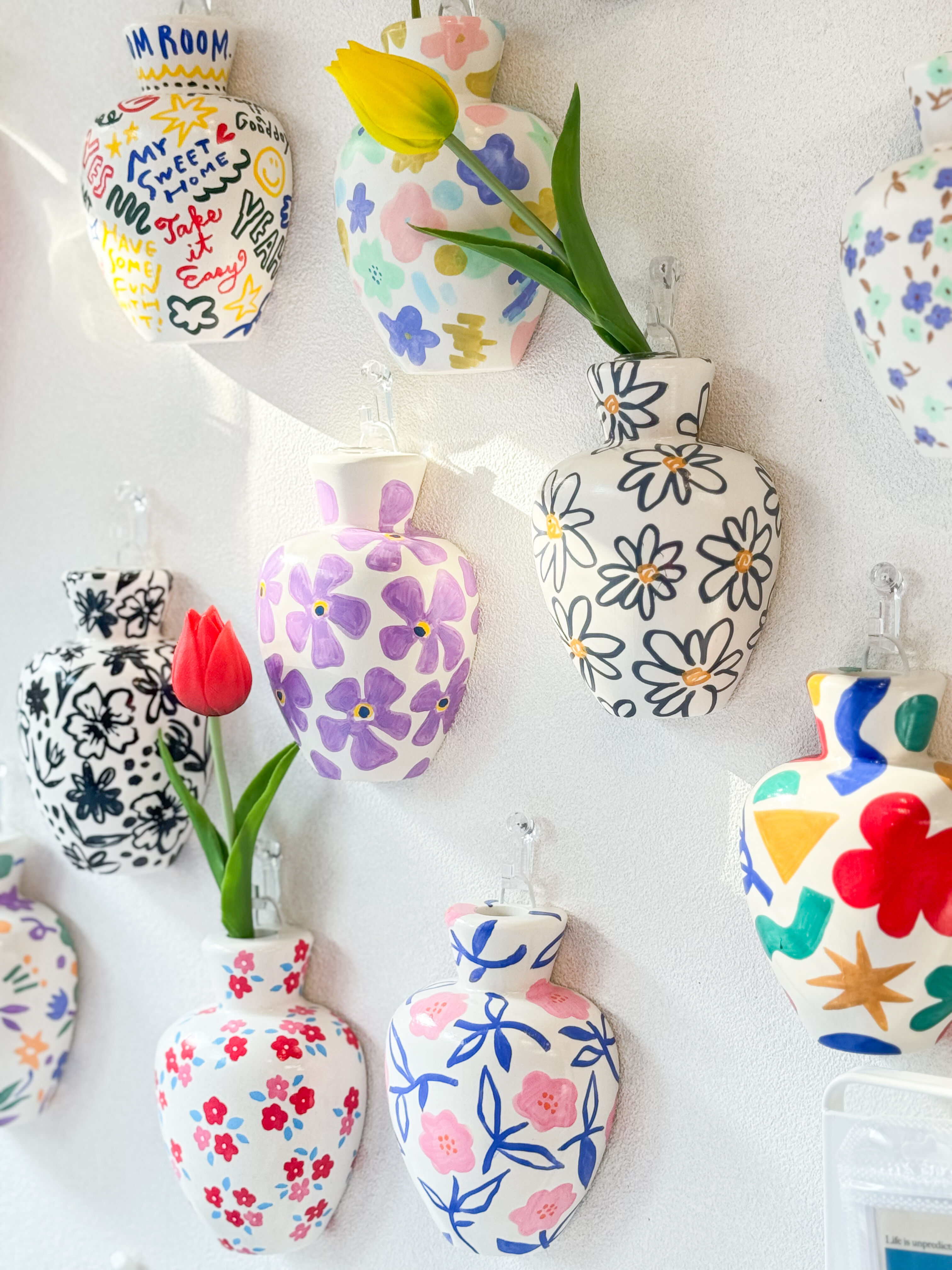 【壁掛け花瓶】絵付けワークショップの写真