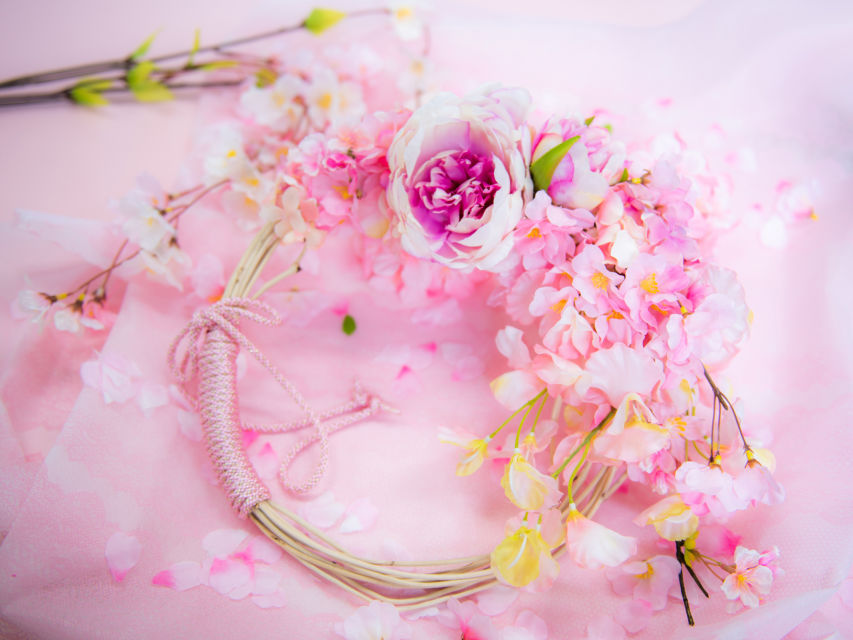 【期間限定】和風で春を彩る♪桜とピオニー・スィートピーの春満開リースの写真2枚目