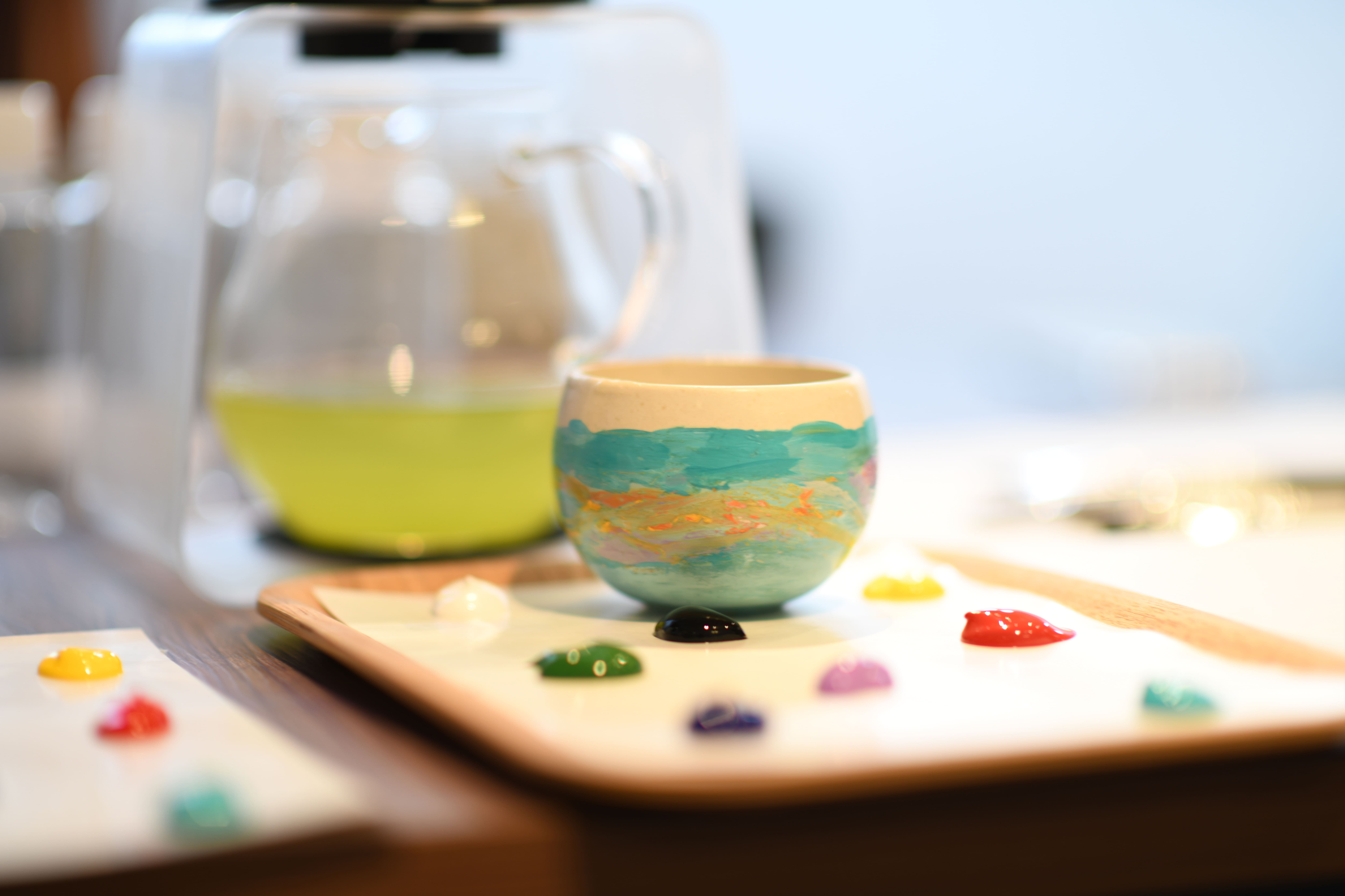 カラフルな江戸塗りで器を彩る、お茶とお菓子付きのプラン@下北沢のWS写真1枚目