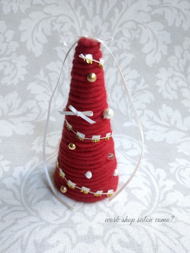 上質素材で飾るクリスマスツリーの写真2枚目