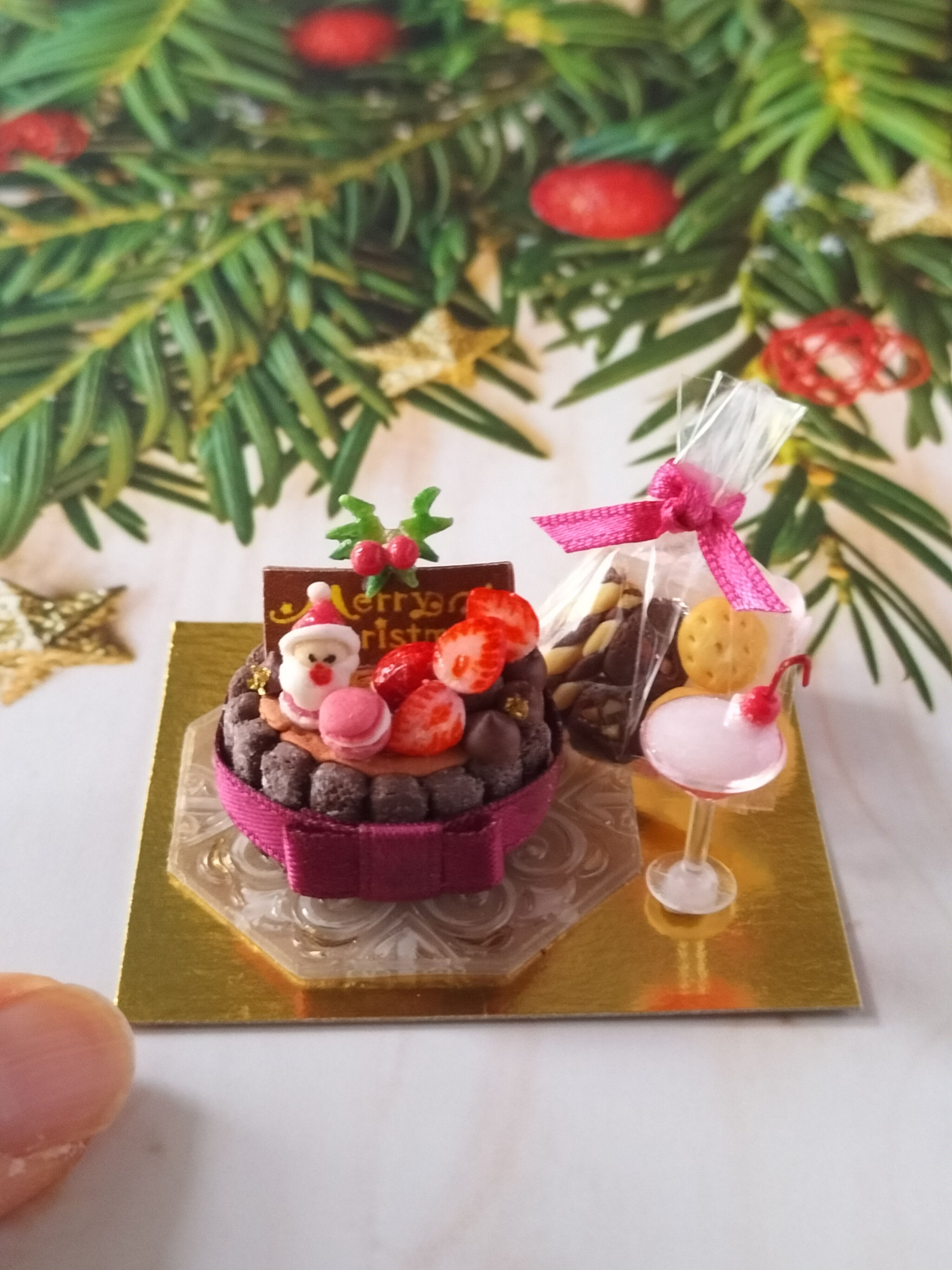 体験 粘土で可愛い ミニチュアフード教室 クリスマスケーキの回の写真3枚目
