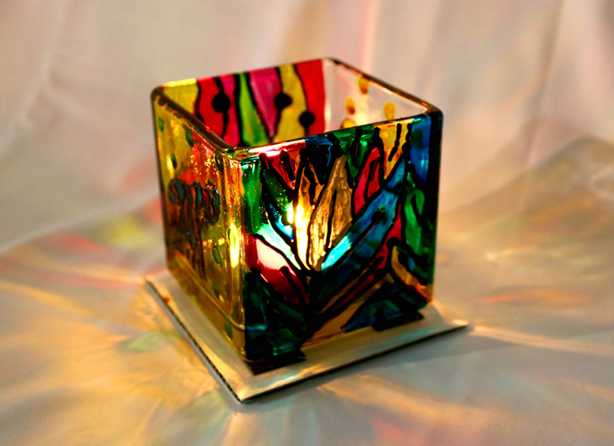 〜クリスマスを彩る〜煌めくガラスのキャンドルホルダー作りの写真3枚目