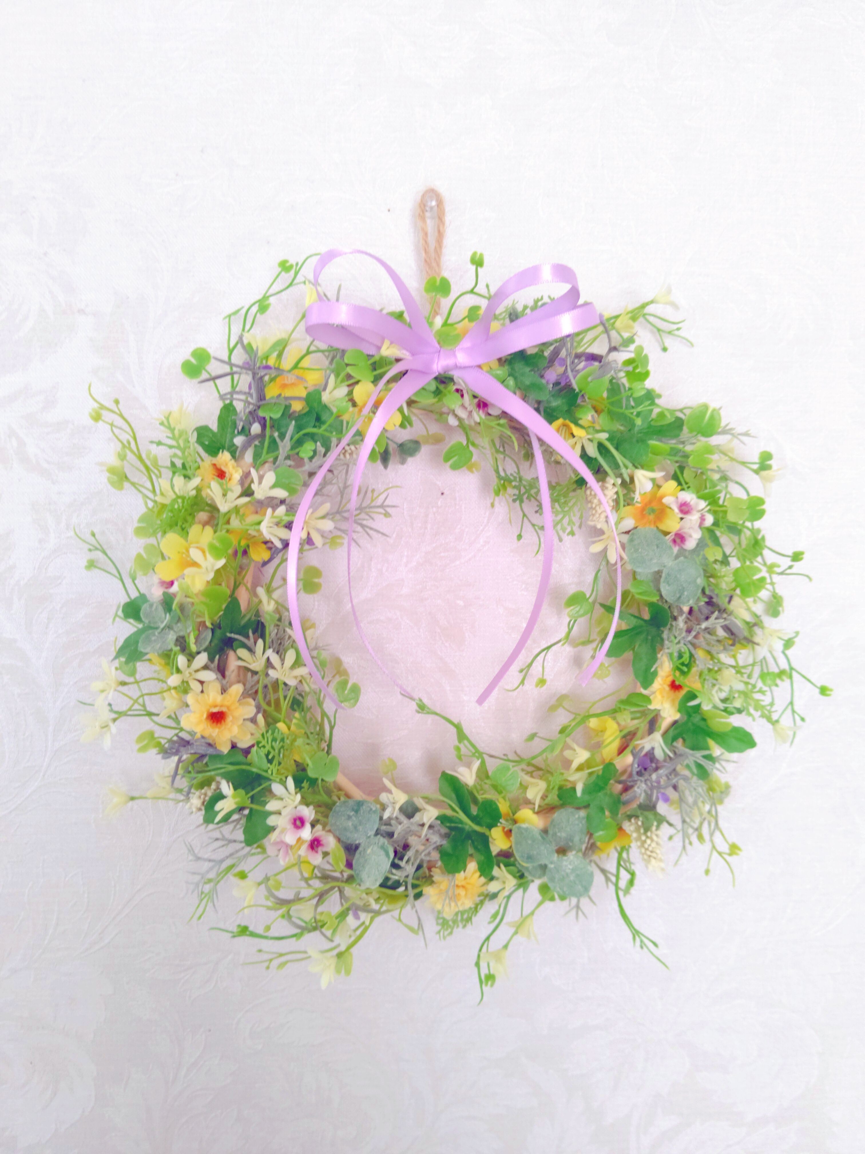 フラワーアレンジメント体験　〜春の小花のリース〜の写真2枚目