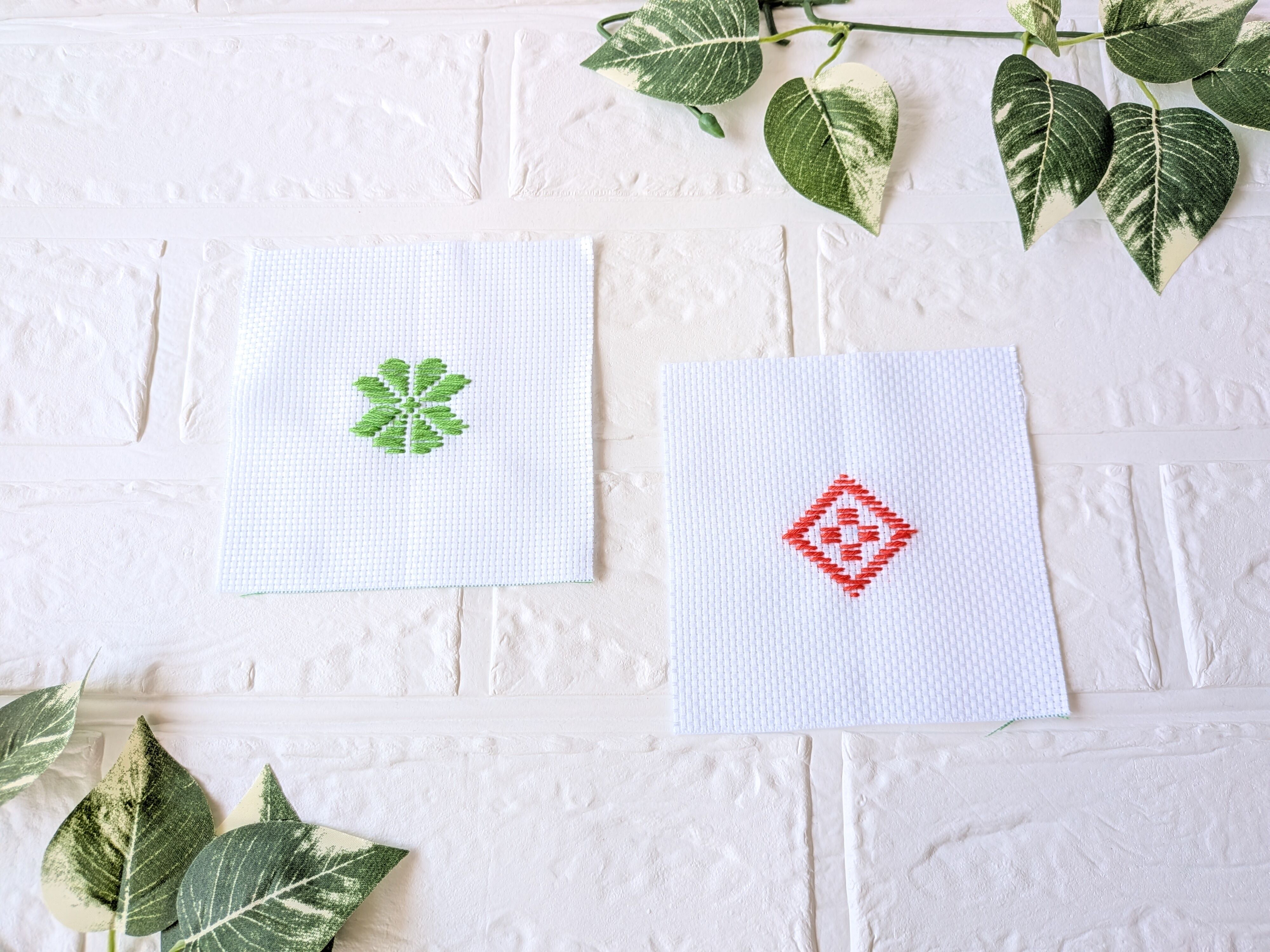 こぎん刺しのコースターを作りましょうの写真1枚目