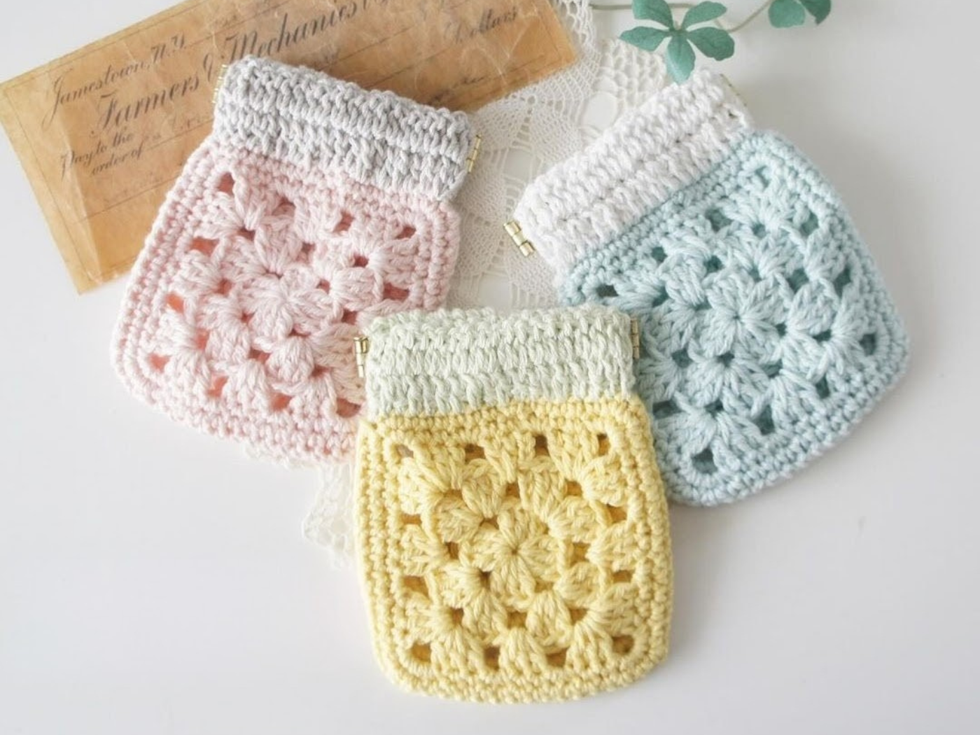 モチーフぱっくんポーチの写真1枚目