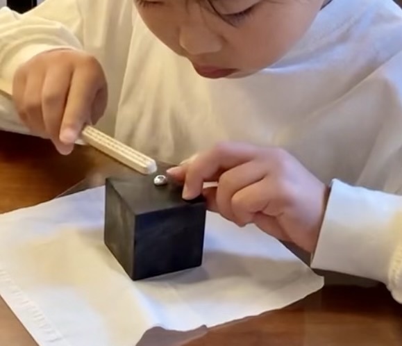 お子様の誕生日の思い出に「誕生石ペンダント」を作ろう！の写真3枚目