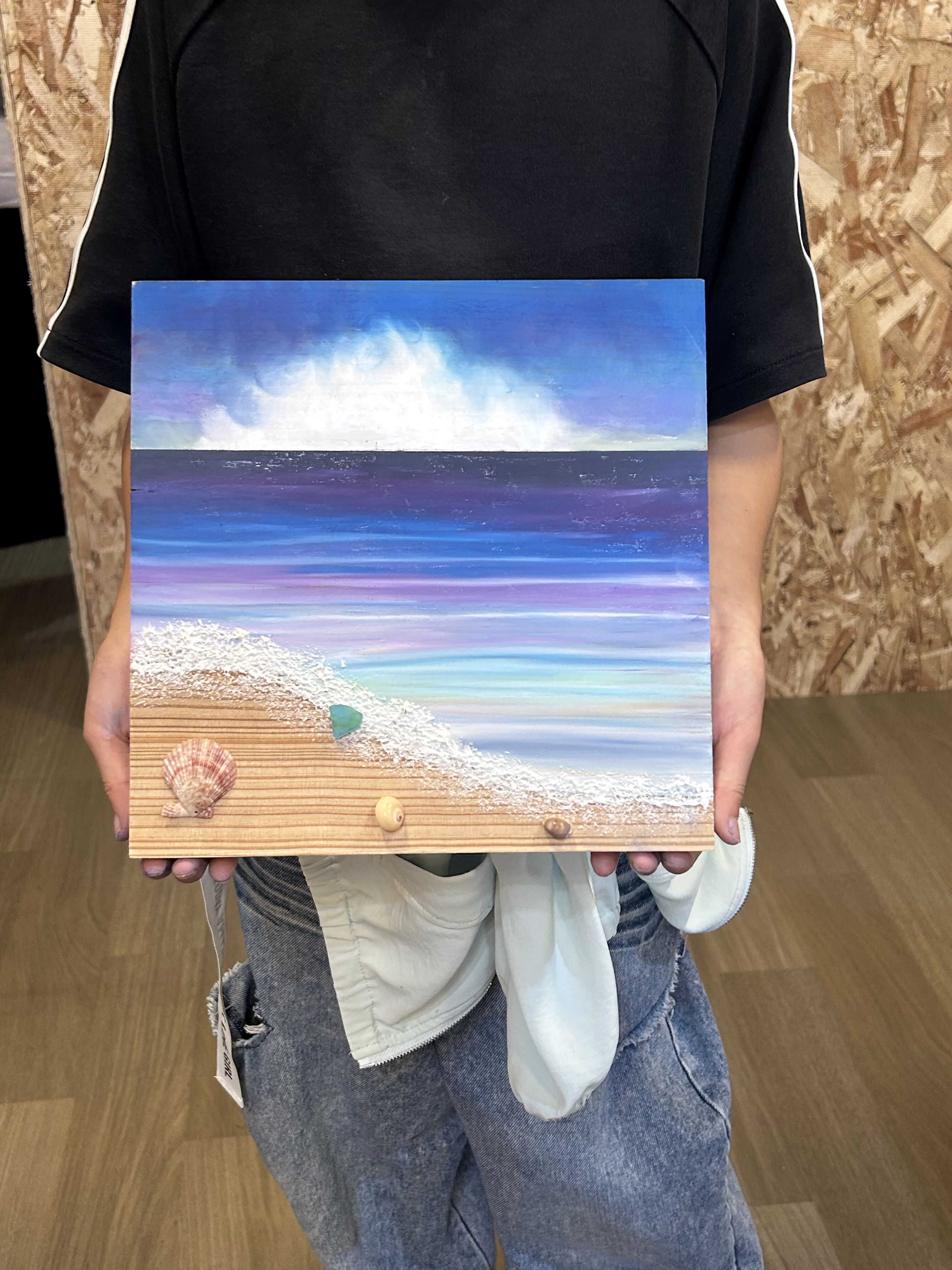 夏休みの思い出にも！木目を活かして描こう！わたしだけの海アートの写真3枚目