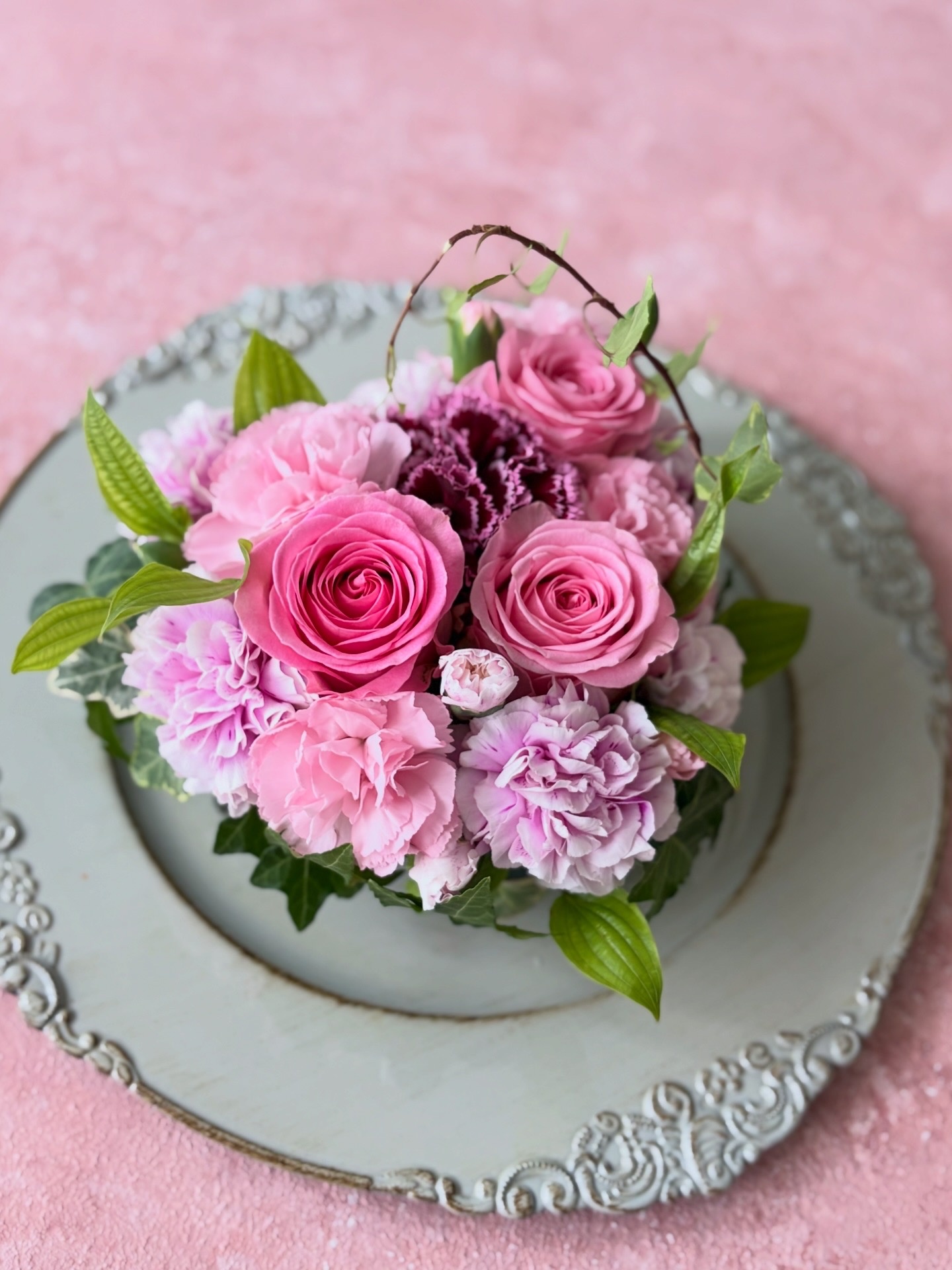 母の日ギフトにも♪ハートのアレンジメントのWS写真1枚目