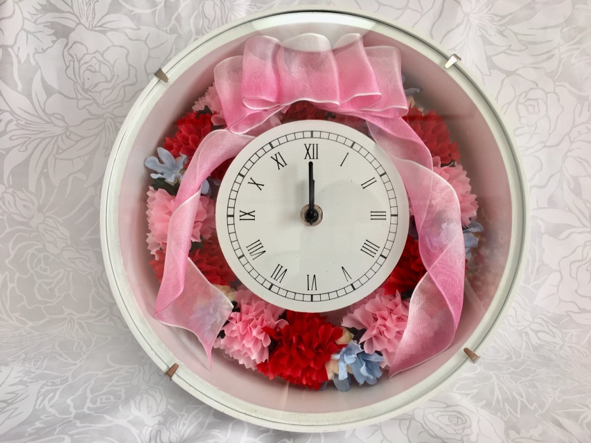 初心者でも簡単☆母の日の贈り物にリボンで作るカーネーションの花時計講座・大和市の写真1枚目