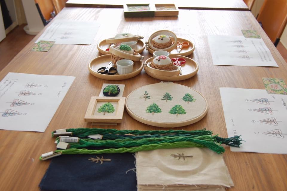 ▲▽大人刺繍ワークショップ▽▲　針葉樹のブローチorフレーム作りの写真3枚目