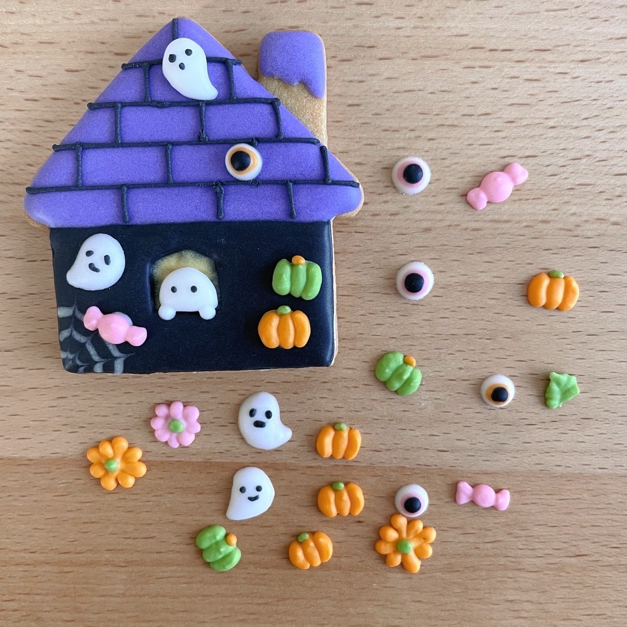 ハロウィン アイシングクッキーワークショップの写真3枚目