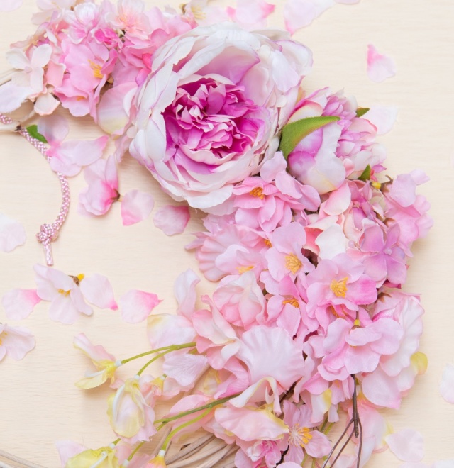 【期間限定】和風で春を彩る♪桜とピオニー・スィートピーの春満開リースの当日の流れ・雰囲気の写真1枚目
