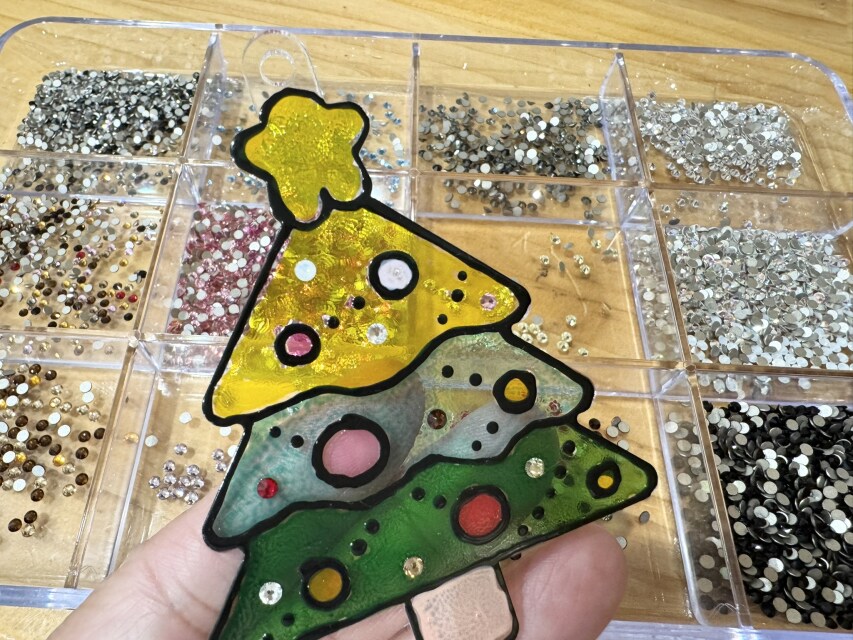SDGsなディンプルアート体験！　クリスマスツリーをデコレート♪の当日の流れ・雰囲気の写真5枚目