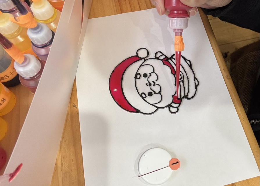 SDGsなディンプルアート体験！　クリスマスツリーをデコレート♪の当日の流れ・雰囲気の写真4枚目