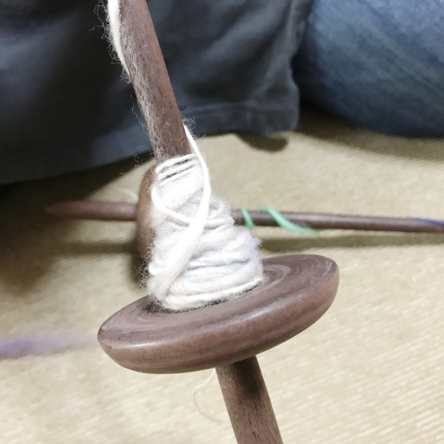 オンラインレッスン　スピンドルを使って糸紡ぎの当日の流れ・雰囲気の写真2枚目