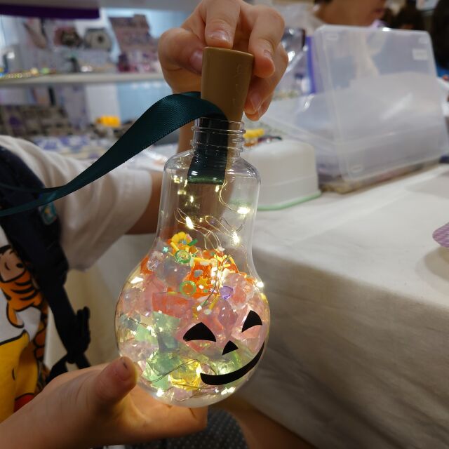 ハロウィン　ジェルランタン作りの当日の流れ・雰囲気の写真1枚目
