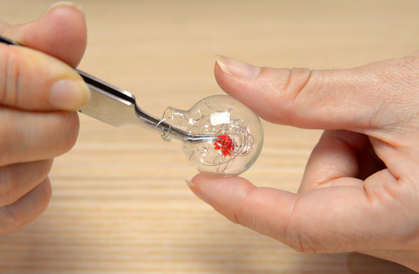 【ホテルで楽しむ】固まるハーバリウムのクリスマスガラスボールオーナメント作成の当日の流れ・雰囲気の写真1枚目