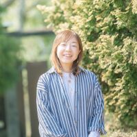 石井佳苗の写真