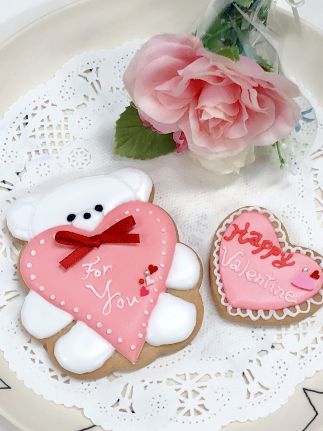 バレンタイン応援レッスン・フラワーとアイシングクッキーを体験しプレゼントしよう♪に参加したt-lucy-chan0921の写真1枚目